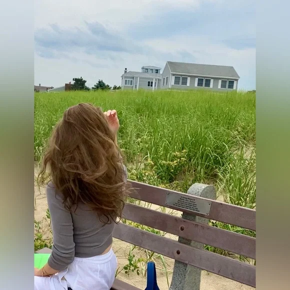 Gray low neck sweater - Picture 5 of 11